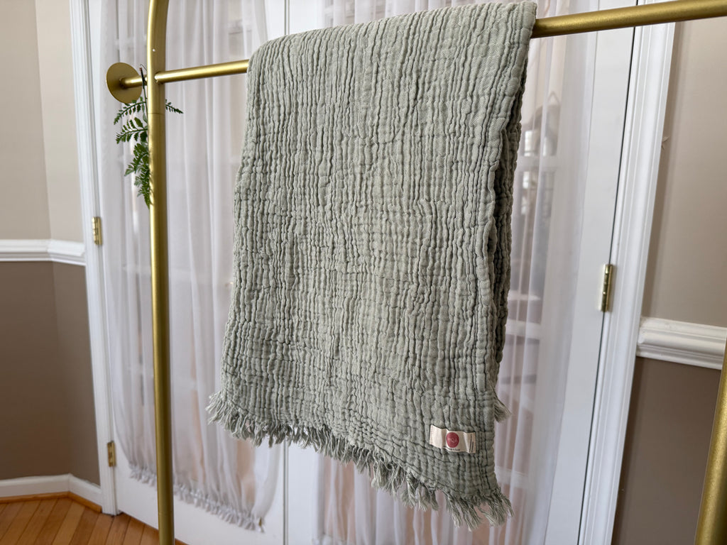 4 Layer Muslin Cotton Throw Blanket