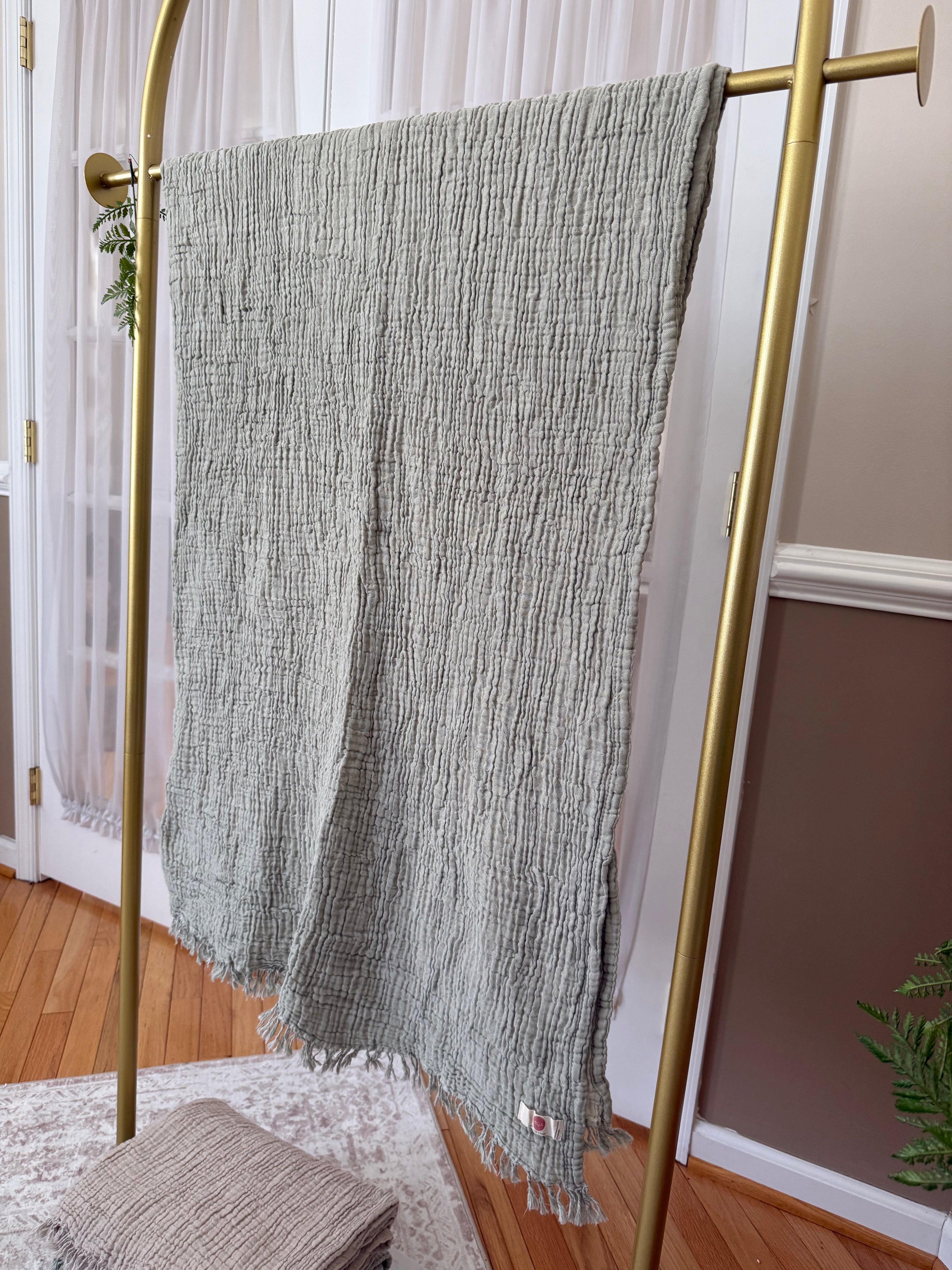 4 Layer Muslin Cotton Throw Blanket